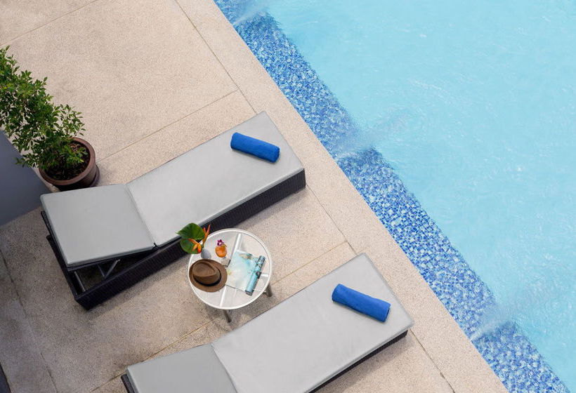 Hotel Patong Bay Hill Resort & Spa 2