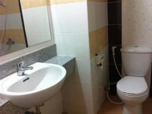 River Grand Hotel Hat Yai 1