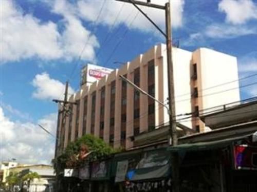 River Grand Hotel Hat Yai 9