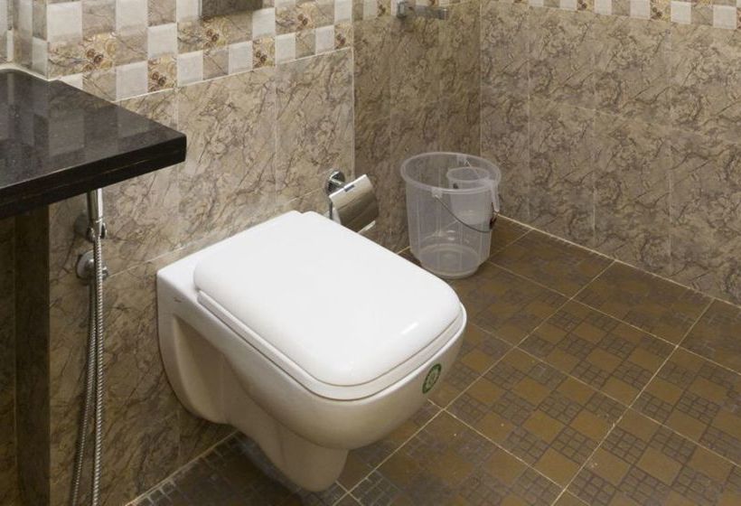 Hotel Oyo Premium Iisc New Bel Road 10