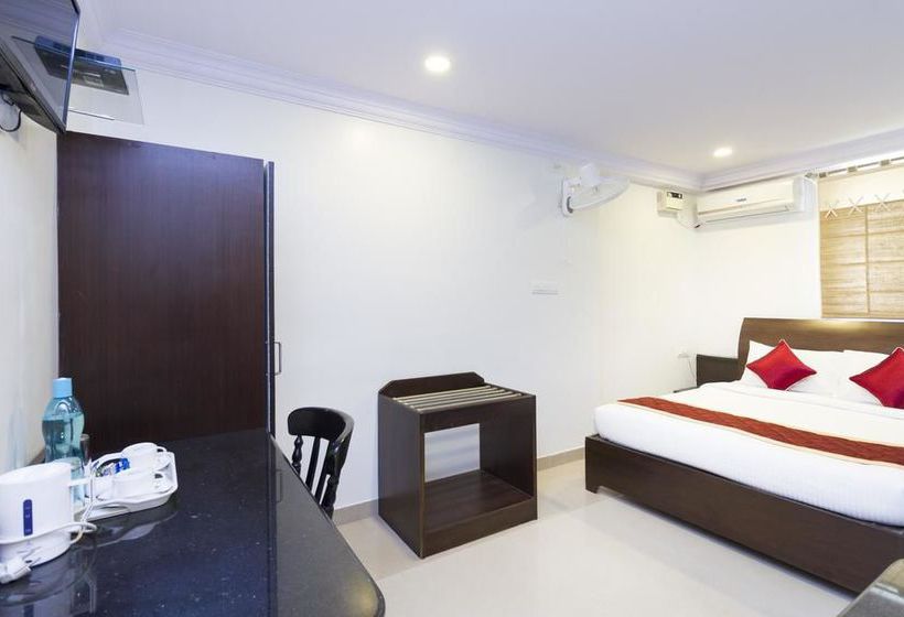 Hotel Oyo Premium Iisc New Bel Road 2