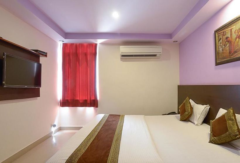 Hotel Oyo Premium Jaipur Airport 12