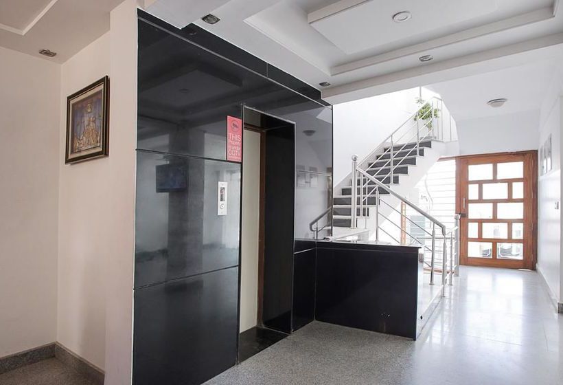 Hotel Oyo Premium Jaipur Airport 13