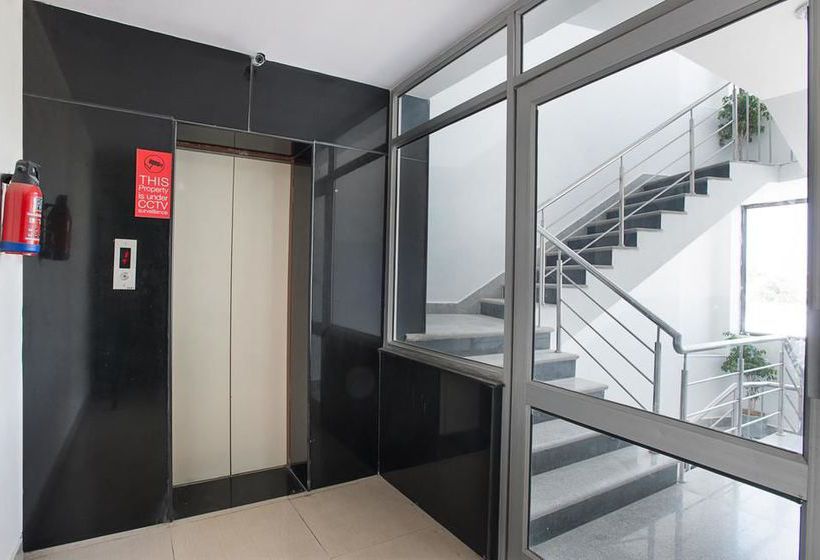 Hotel Oyo Premium Jaipur Airport 2