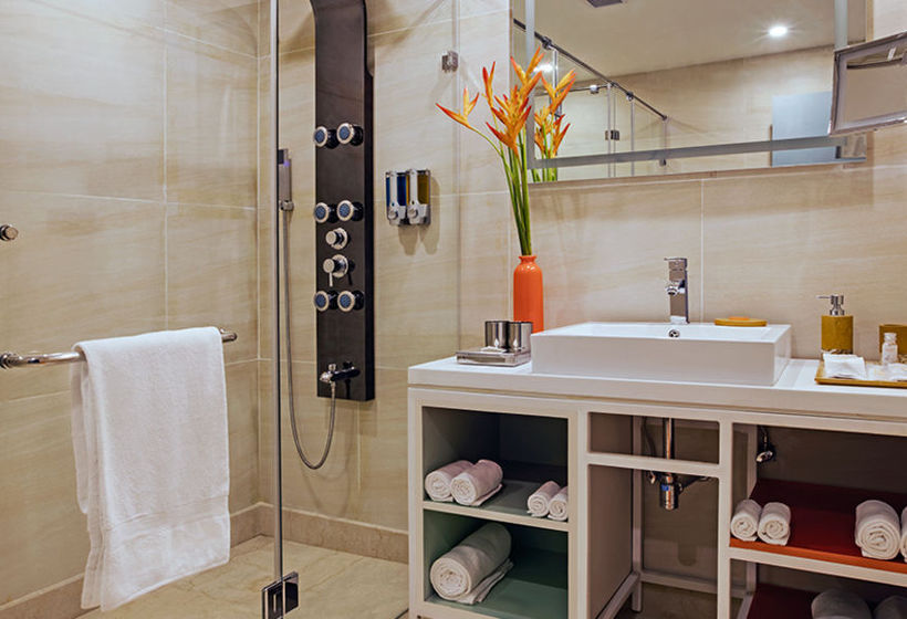 Hotel Zone By The Park Orr Chennai 2