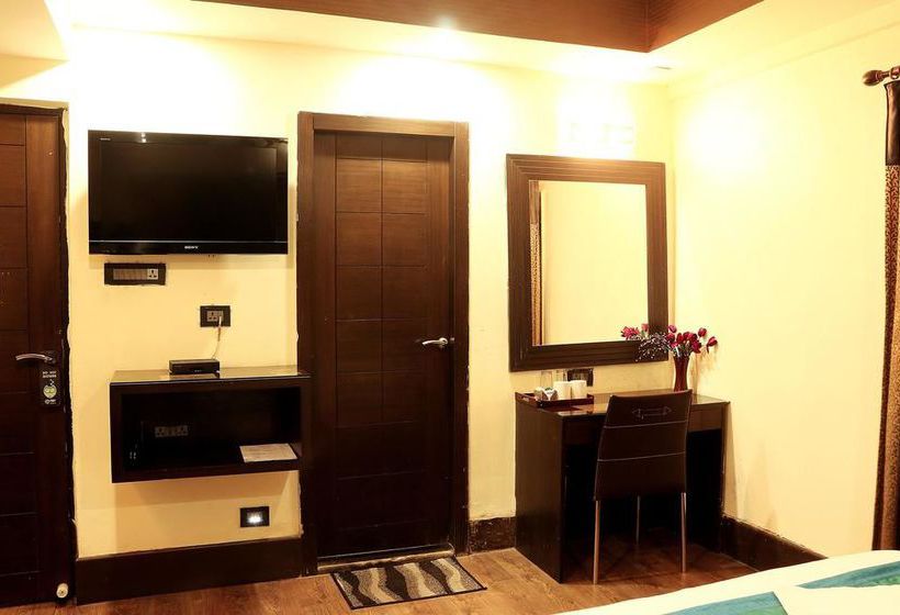 Hotel Oyo Premium New Alipore South Kolkata 18