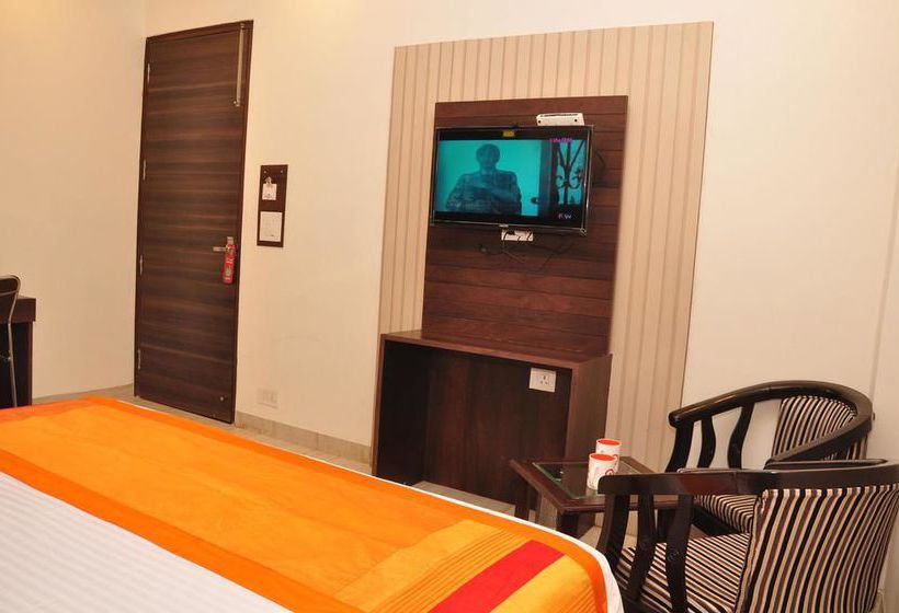 Oyo Rooms Hotel Lane 2 10