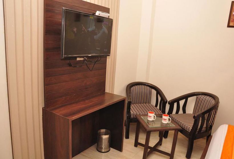 Oyo Rooms Hotel Lane 2 11