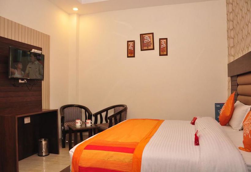 Oyo Rooms Hotel Lane 2 15