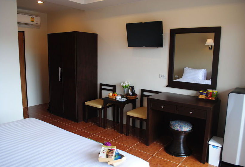 Hotel Baan Kata Maytha 15