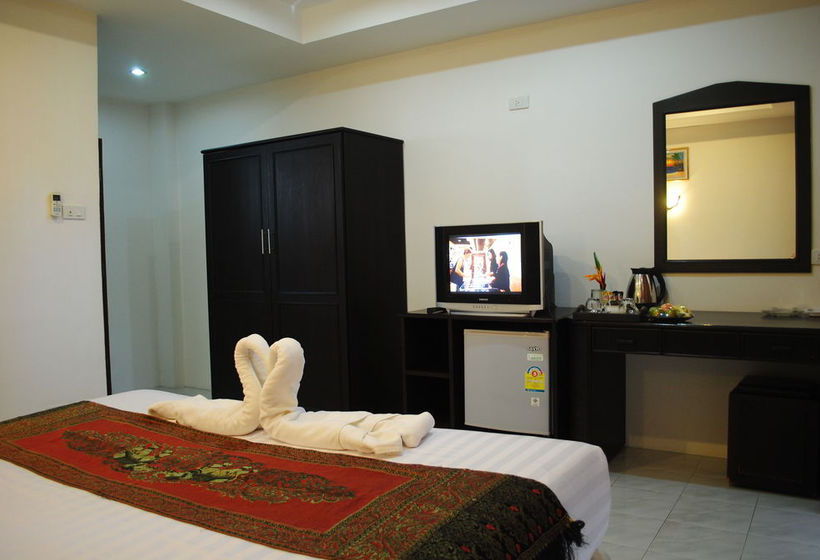 Hotel Baan Kata Maytha 4