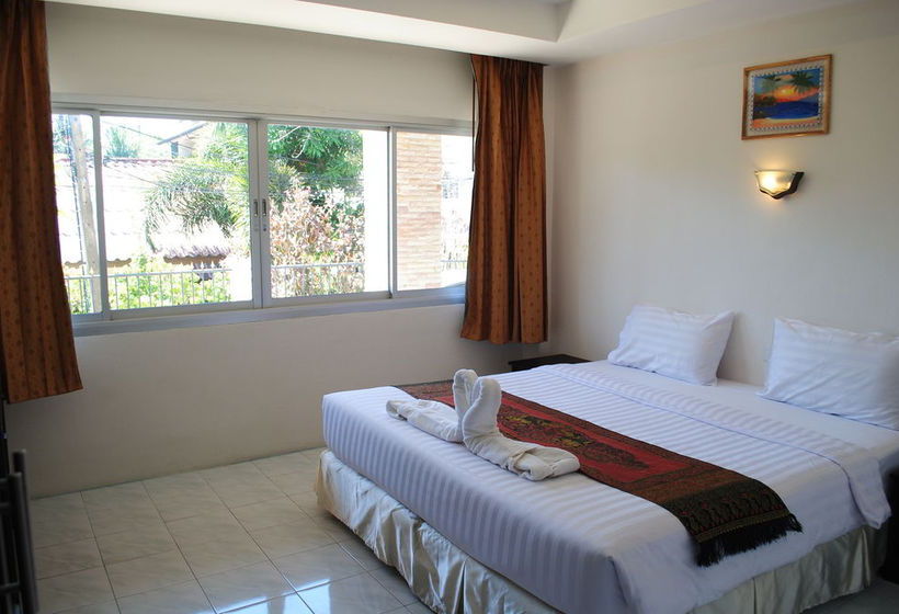 Hotel Baan Kata Maytha 5