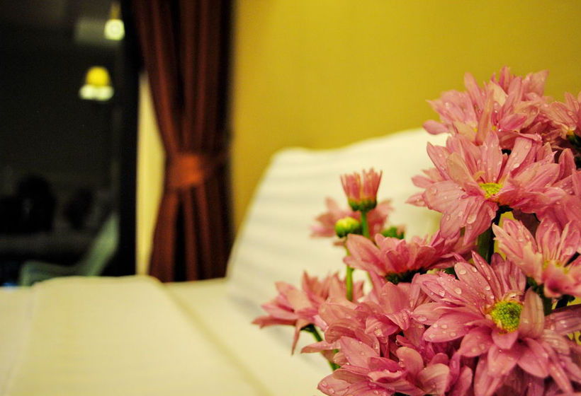 Hotel Baan Kata Maytha 7