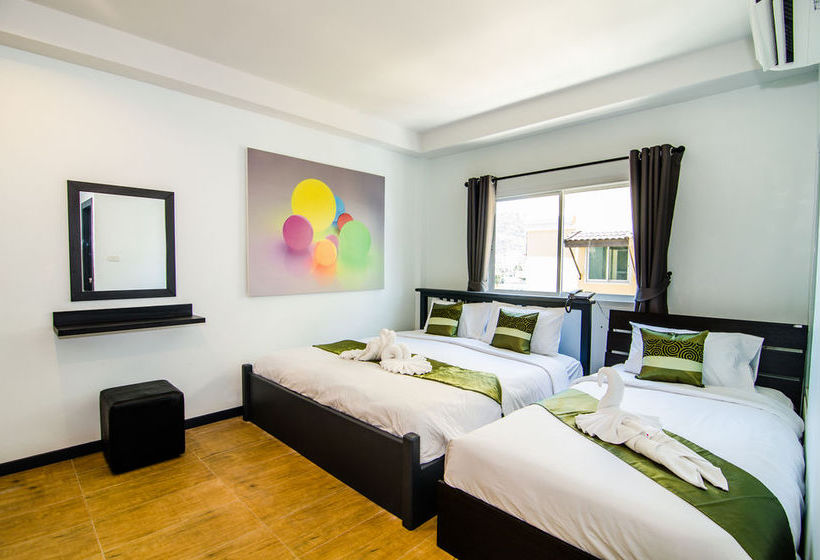 Colora Hotel Phuket 10