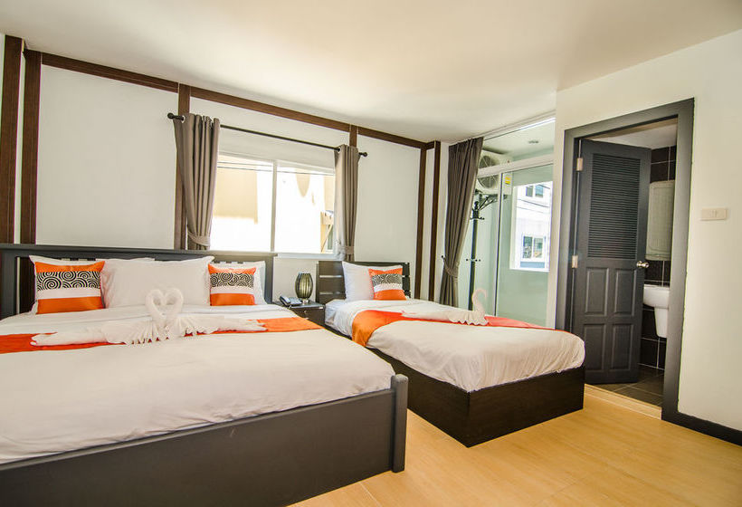 Colora Hotel Phuket 11