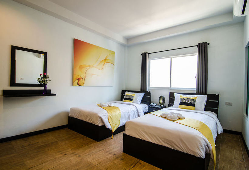 Colora Hotel Phuket 12