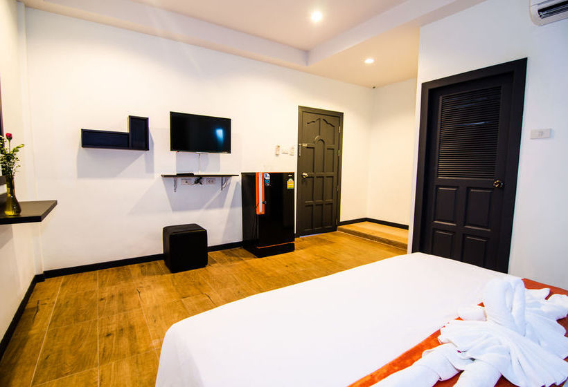 Colora Hotel Phuket 6
