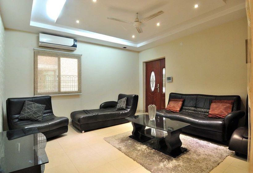 Fabhotel Jubilee Hills 7