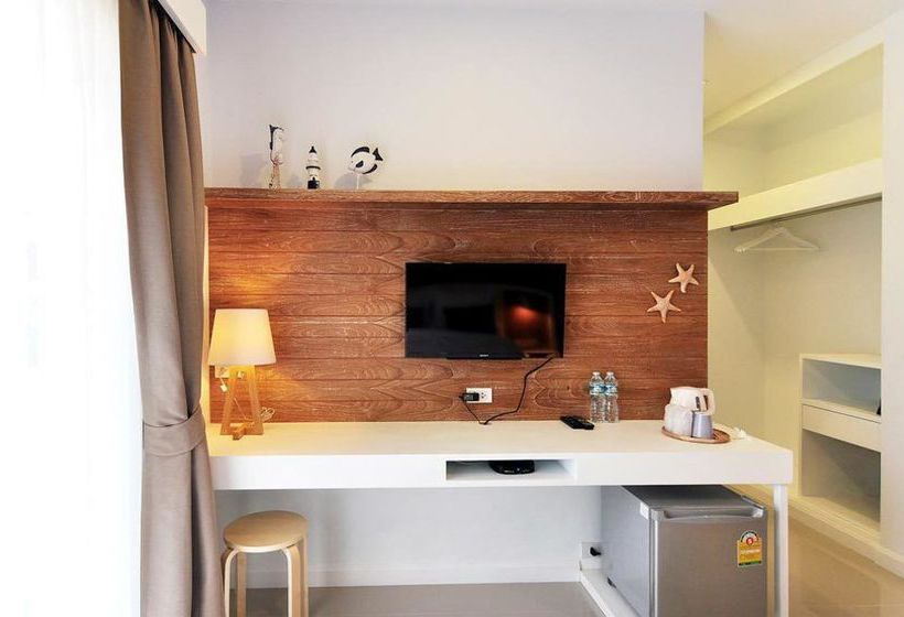 Hotel Chill House @ Nai Yang Beach 1