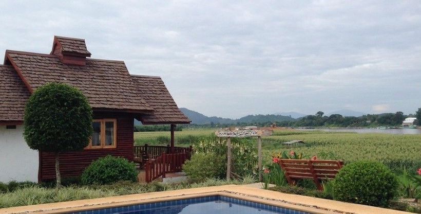 Hotel Gin's Maekhong View Resort & Spa 6