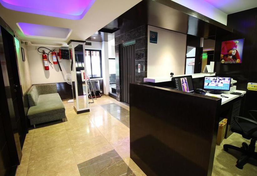 Hotel Oyo Rooms Usmanpura Ashram Road 10