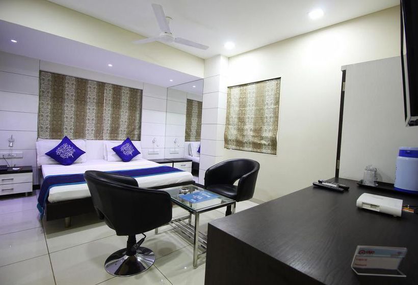 Hotel Oyo Rooms Usmanpura Ashram Road 7