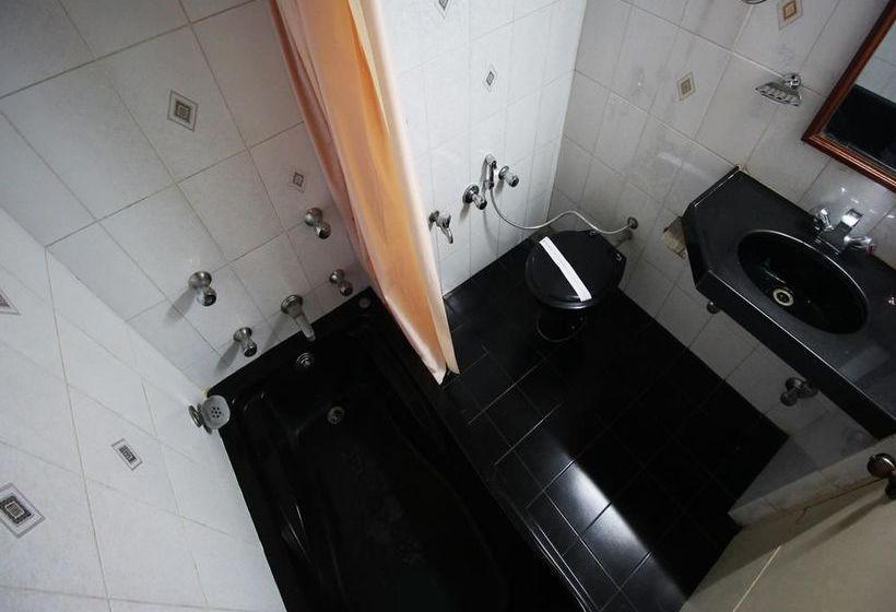 Hotel Oyo Rooms Vs Hospital Paldi 11