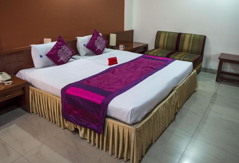 Hotel Oyo Rooms Mp Nagar Zone 1 2