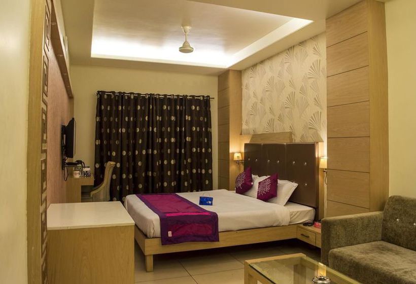 Hotel Oyo Premium Mp Nagar Zone Ii 7