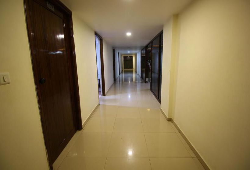 Hotel Oyo Rooms Gandhi Ashram Road 3