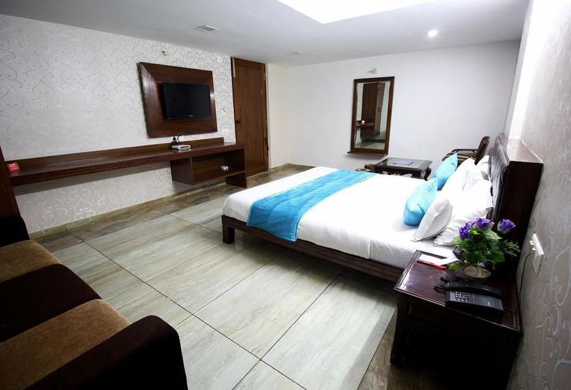 Hotel Oyo Rooms Gandhi Ashram Road 4