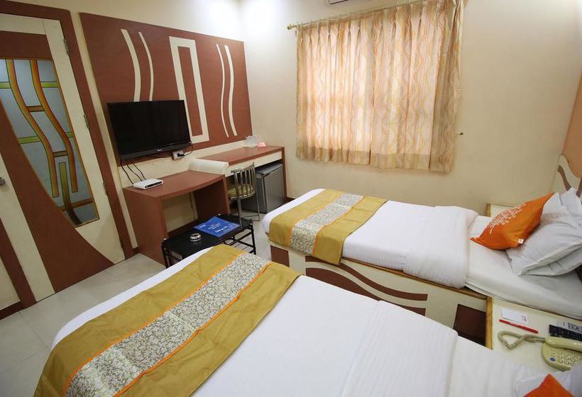 Hotel Oyo Rooms Limda Chowk Iii 10