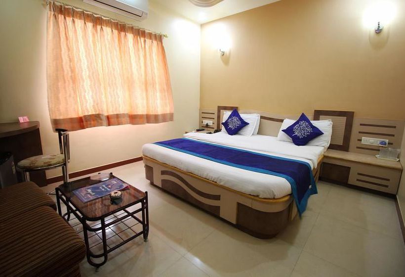 Hotel Oyo Rooms Limda Chowk Iii 13