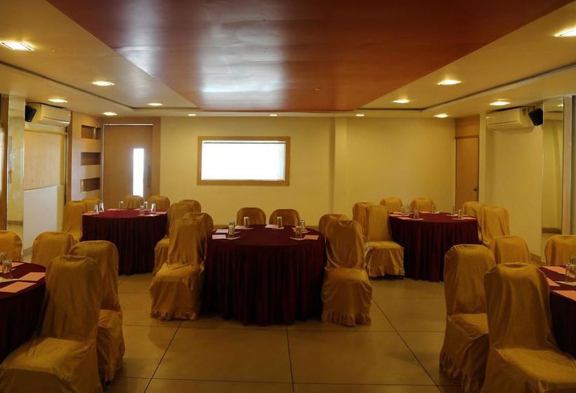 Hotel Oyo Premium Andhra Hospital Andhra Pradesh