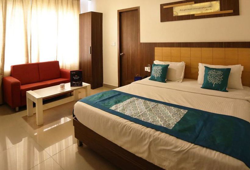 Hotel Oyo Premium Andhra Hospital 11