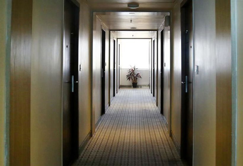 Hotel Oyo Premium Andhra Hospital 12