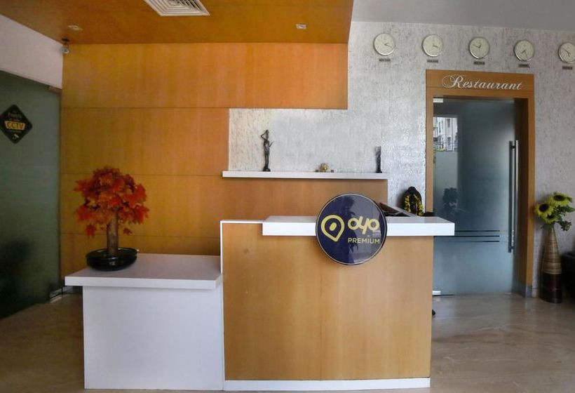 Hotel Oyo Premium Andhra Hospital 16