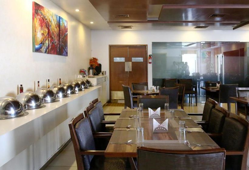 Hotel Oyo Premium Andhra Hospital 3