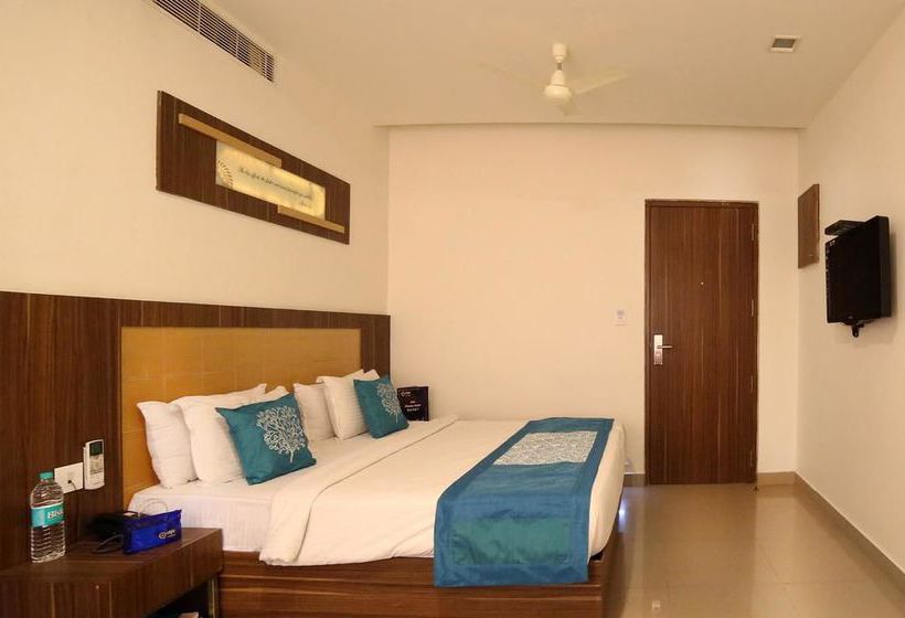 Hotel Oyo Premium Andhra Hospital 5