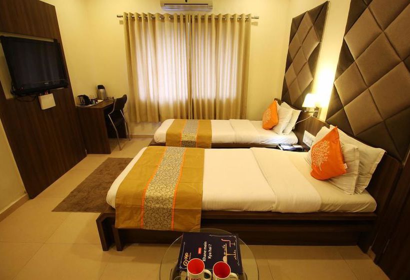 Hotel Oyo Premium Limda Chowk I 11