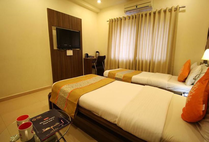 Hotel Oyo Premium Limda Chowk I 14
