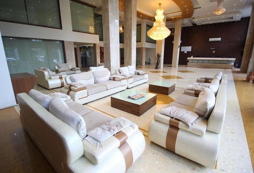 Hotel Oyo Premium Limda Chowk I 18