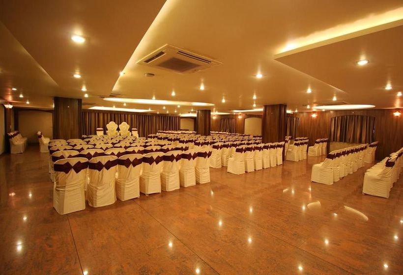 Hotel Oyo Premium Limda Chowk I 3