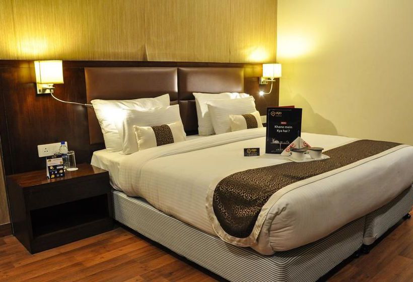 Hotel Oyo Premium Viraj Khand 1