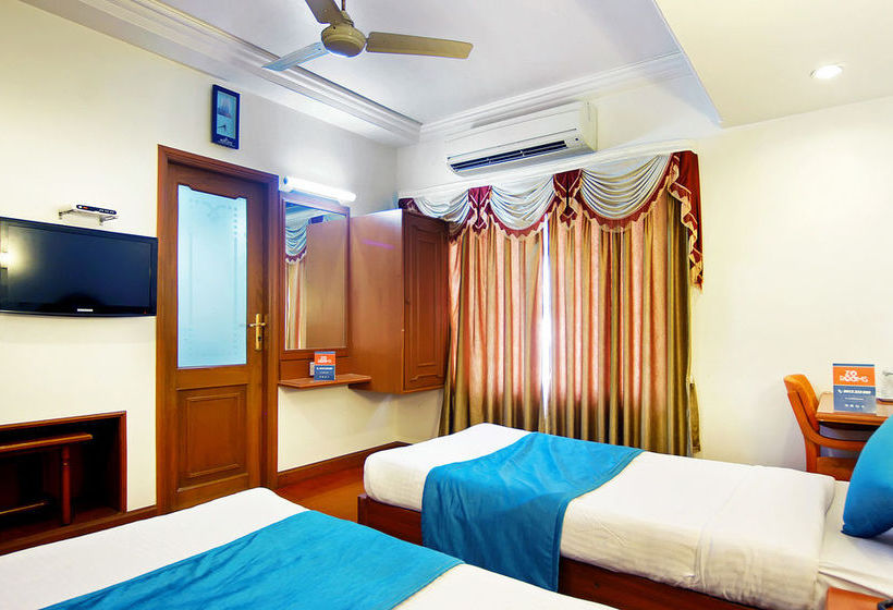 Hotel Zo Rooms Sayajigunj M.s. University 11