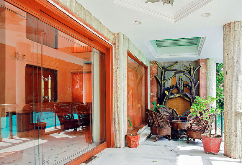 Hotel Zo Rooms Sayajigunj M.s. University 12