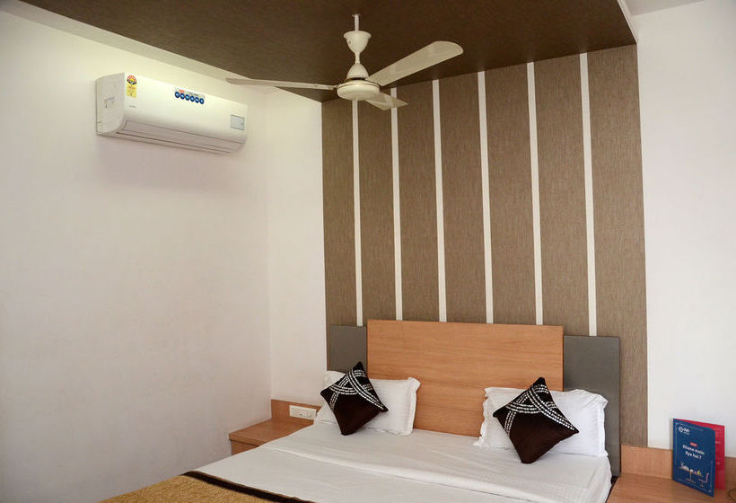 Hotel Oyo Rooms Osmanpura 11