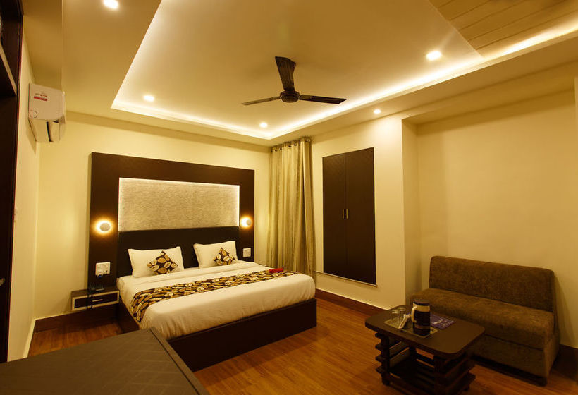 Hotel Oyo Premium Kotri Circle 3