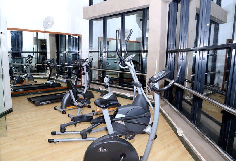 Hotel Oyo Premium New Shahupuri Kolhapur 18