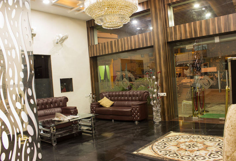 Hotel Oyo Premium Nagpur C A Road 13